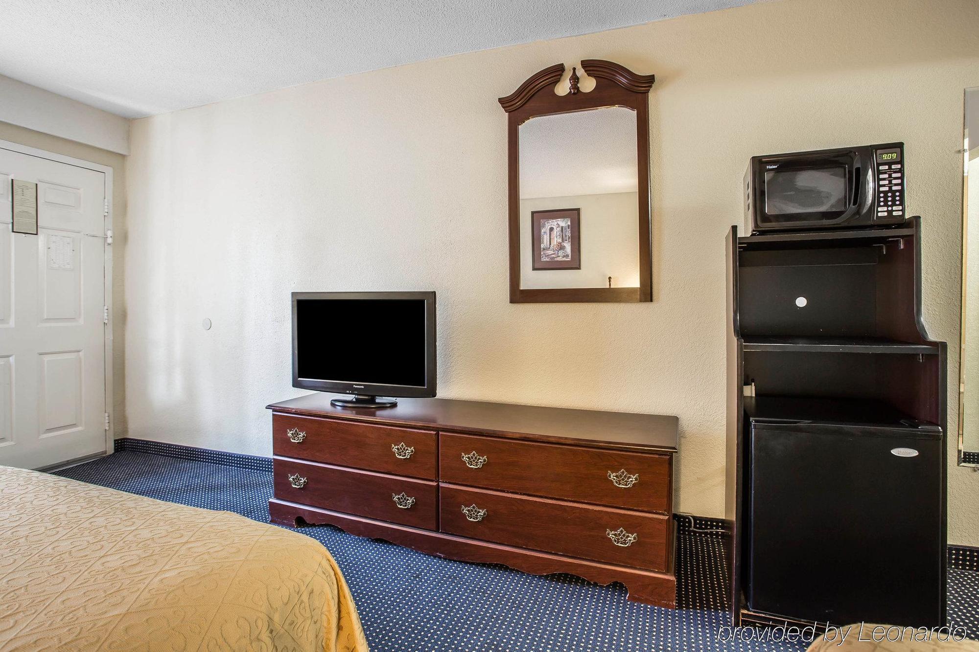 Quality Inn Manning I-95 Exterior photo