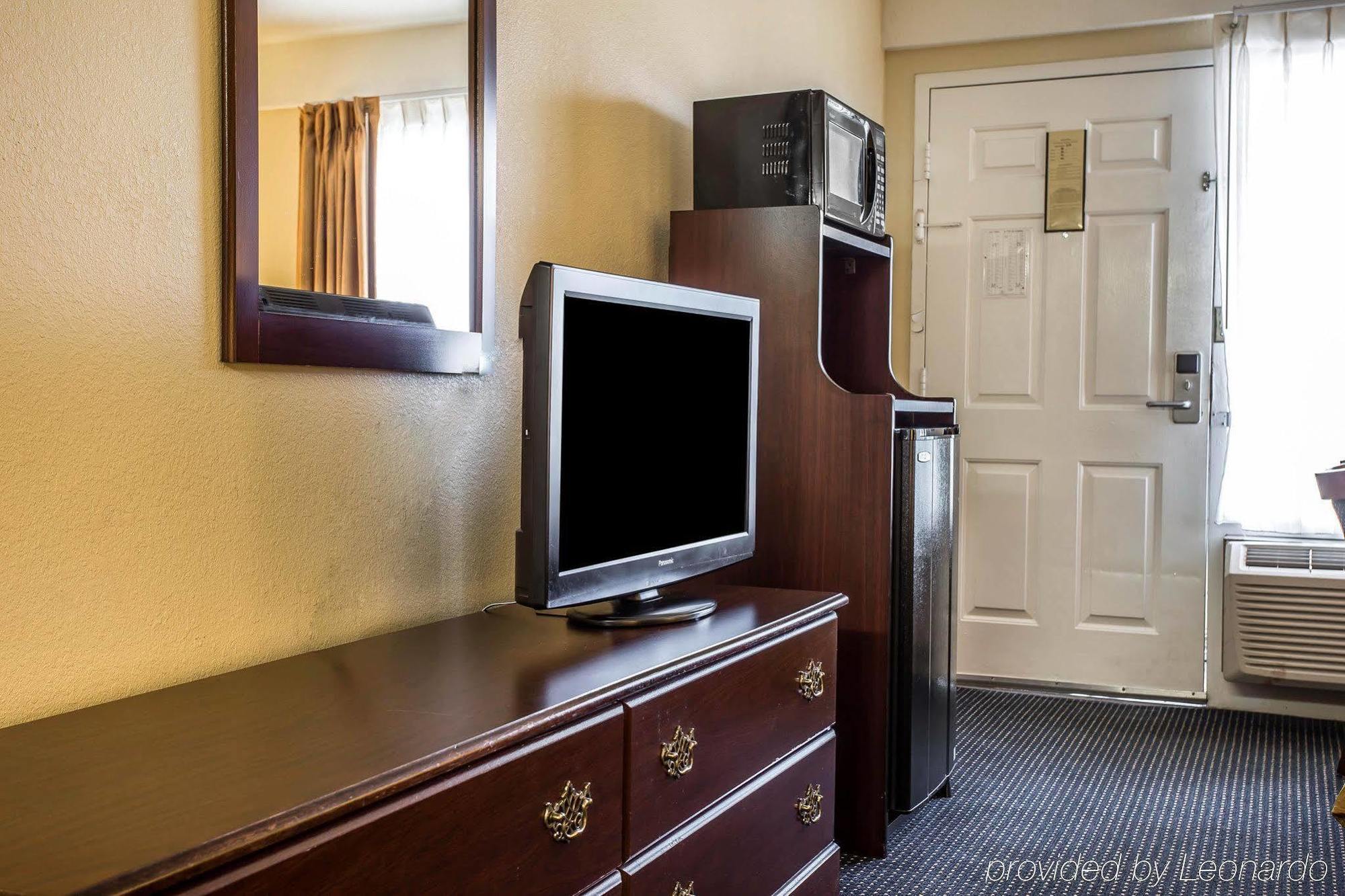 Quality Inn Manning I-95 Exterior photo